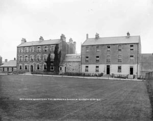 The Business Centre - Image 1 - Officers Mess and Accommodation Blocks